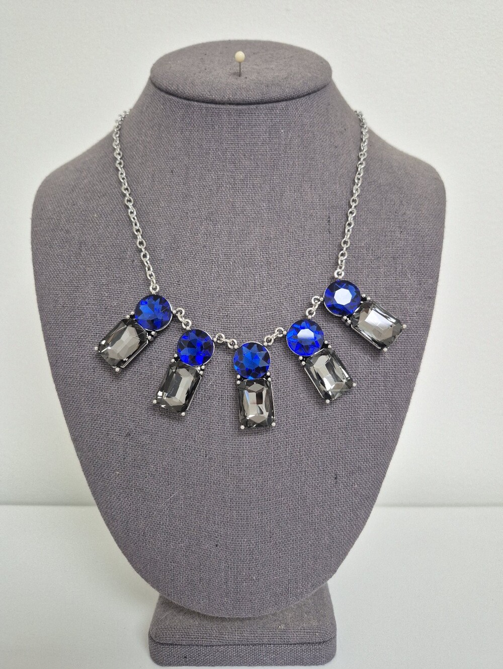 paparazzi Royal Blue and Clear Crystal Pendant Necklace
